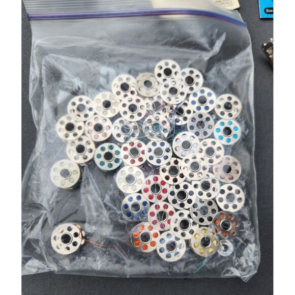 Metal Plastic Bobbins with Color Thread Spools Sewing Machine Reels+ Notions - Picture 15 of 15